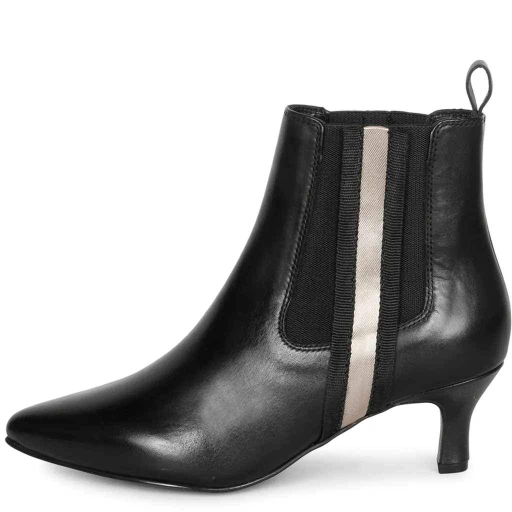 Saint Ashlyn Black Crust Leather Handcrafted Ankle Boots